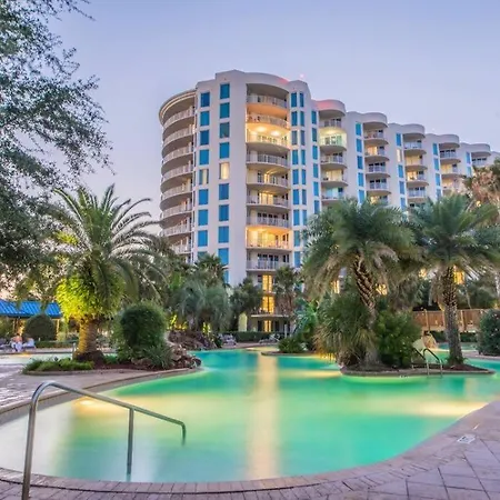 Beautiful Junior Near The Beach Palms Resort In Destin